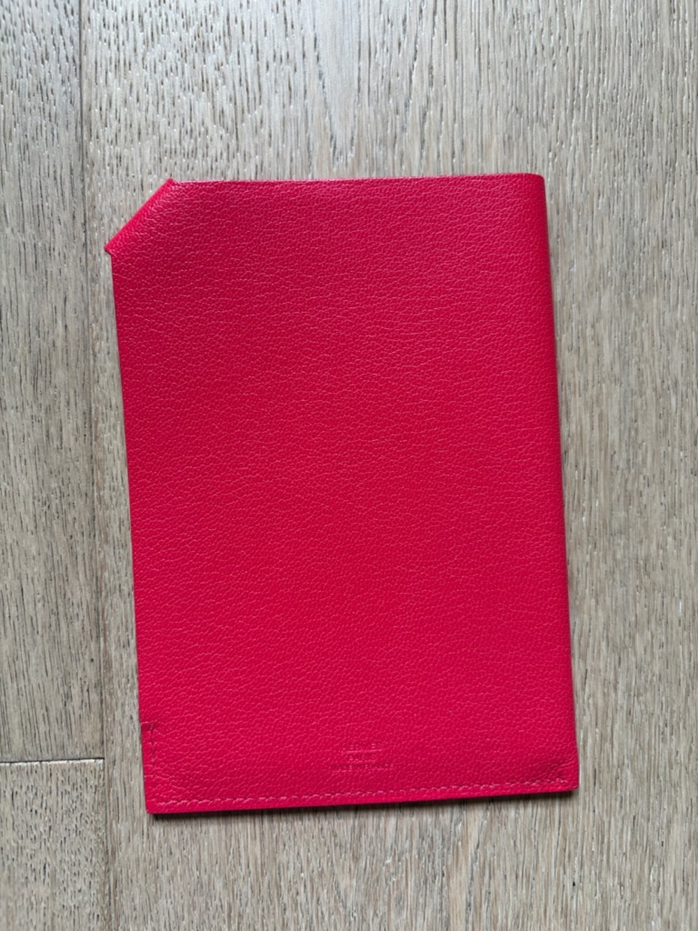 GUC hermes tarmac passport holder rose extreme with original box and ribbon - Picture 5 of 17